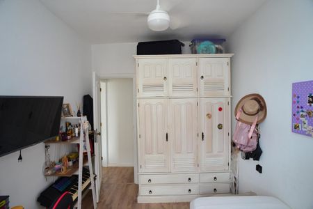 Apartamento à venda com 81m², 2 quartos e 1 vagaQuarto