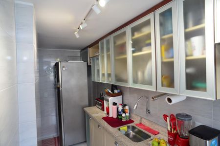 Apartamento à venda com 81m², 2 quartos e 1 vagaCozinha
