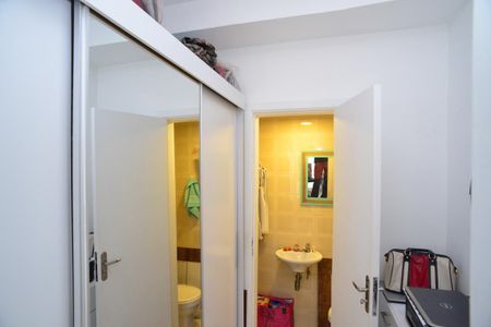 Apartamento à venda com 81m², 2 quartos e 1 vagaQuarto de Serviço