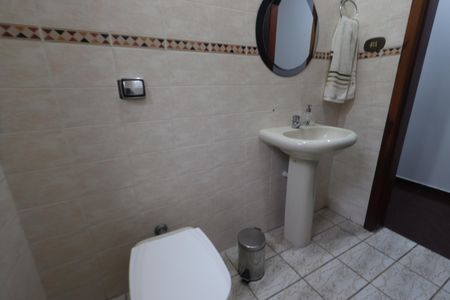 Casa à venda com 140m², 3 quartos e 2 vagasLavabo