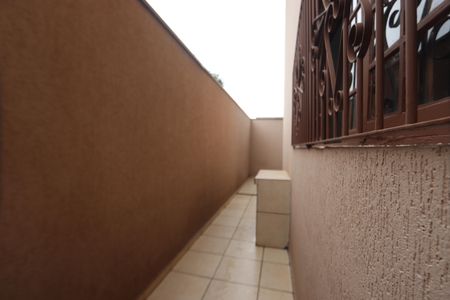 Casa à venda com 140m², 3 quartos e 2 vagasCorredor Lateral