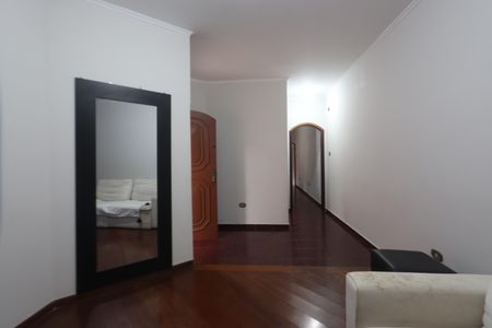 Sala de casa à venda com 3 quartos, 140m² em Vila Santa Virginia, São Paulo