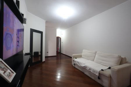 Sala de casa à venda com 3 quartos, 140m² em Vila Santa Virginia, São Paulo