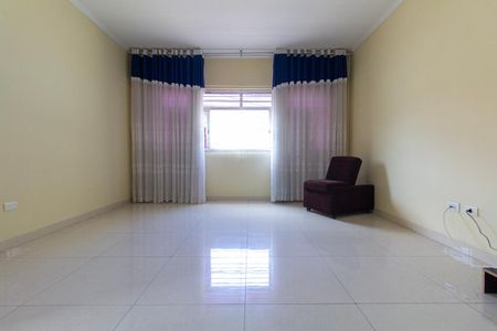 Casa para alugar com 117m², 2 quartos e 3 vagas Casa para alugar com 117m², 2 quartos e 3 vagasSala