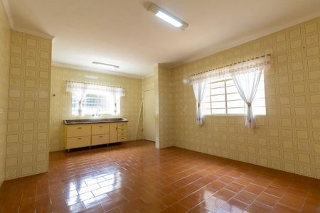 Casa para alugar com 117m², 2 quartos e 3 vagas Casa para alugar com 117m², 2 quartos e 3 vagasCozinha