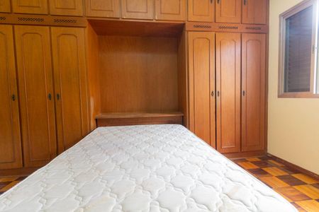 Casa para alugar com 117m², 2 quartos e 3 vagas Casa para alugar com 117m², 2 quartos e 3 vagasQuarto 2