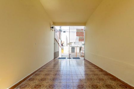 Casa para alugar com 117m², 2 quartos e 3 vagas Casa para alugar com 117m², 2 quartos e 3 vagasQuintal