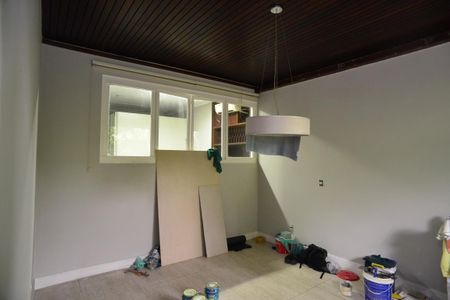 Casa à venda com 1115m², 6 quartos e 3 vagas Casa à venda com 1115m², 6 quartos e 3 vagasSala de Reunião