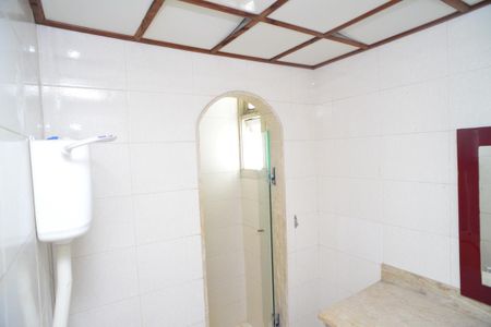 Casa à venda com 1115m², 6 quartos e 3 vagas Casa à venda com 1115m², 6 quartos e 3 vagasBanheiro Suíte