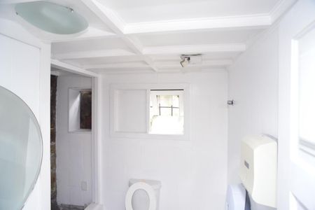 Casa à venda com 1115m², 6 quartos e 3 vagas Casa à venda com 1115m², 6 quartos e 3 vagasLavabo