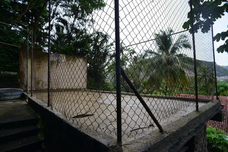 Casa à venda com 1115m², 6 quartos e 3 vagas Casa à venda com 1115m², 6 quartos e 3 vagasQuadra