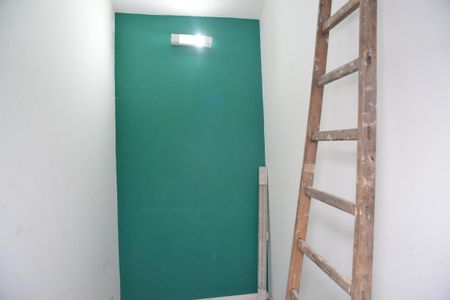 Casa à venda com 1115m², 6 quartos e 3 vagas Casa à venda com 1115m², 6 quartos e 3 vagasQuarto de Apoio