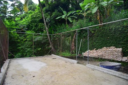 Casa à venda com 1115m², 6 quartos e 3 vagas Casa à venda com 1115m², 6 quartos e 3 vagasQuadra