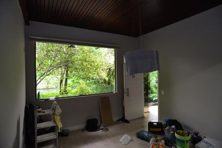Casa à venda com 1115m², 6 quartos e 3 vagas Casa à venda com 1115m², 6 quartos e 3 vagasSala de Reunião