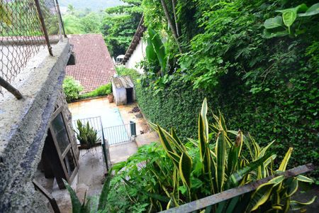 Casa à venda com 1115m², 6 quartos e 3 vagas Casa à venda com 1115m², 6 quartos e 3 vagasAcesso Quadra