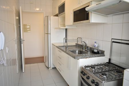 Apartamento à venda com 58m², 2 quartos e 1 vagaCozinha