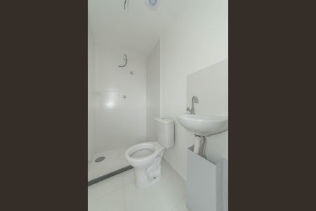 Banheiro de kitnet/studio para alugar com 1 quarto, 17m² em Santo Amaro, São Paulo