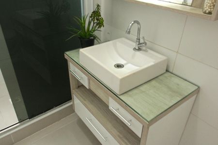 Apartamento para alugar com 80m², 2 quartos e 1 vagaBanheiro 