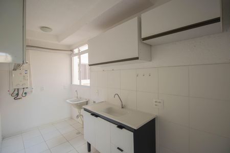 Cozinha e Área de Serviço de apartamento para alugar com 2 quartos, 40m² em Trindade, São Gonçalo