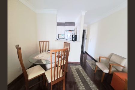 Sala de apartamento para alugar com 3 quartos, 69m² em Presidente Altino, Osasco