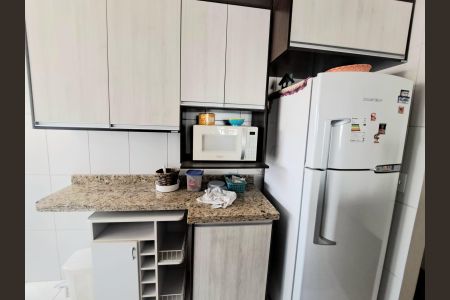 Cozinha de apartamento para alugar com 3 quartos, 69m² em Presidente Altino, Osasco