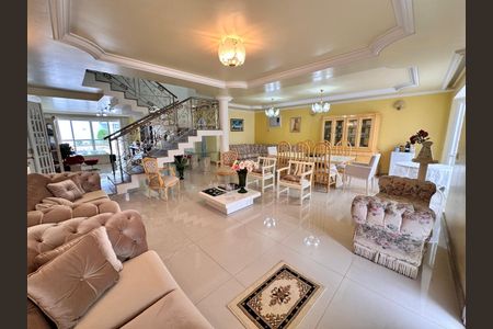 Sala de casa de condomínio à venda com 5 quartos, 580m² em Jacarepaguá, Rio de Janeiro