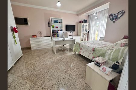 Quarto de casa de condomínio à venda com 5 quartos, 580m² em Jacarepaguá, Rio de Janeiro