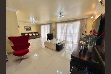 Sala de casa de condomínio à venda com 5 quartos, 580m² em Jacarepaguá, Rio de Janeiro