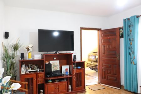 Casa para alugar com 120m², 3 quartos e 4 vagasSala