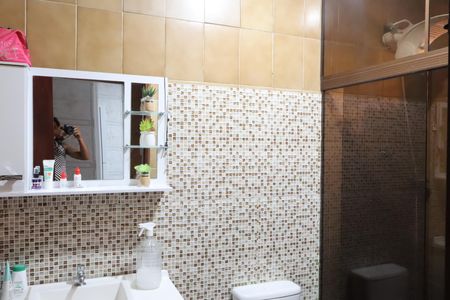 Casa para alugar com 120m², 3 quartos e 4 vagasBanheiro