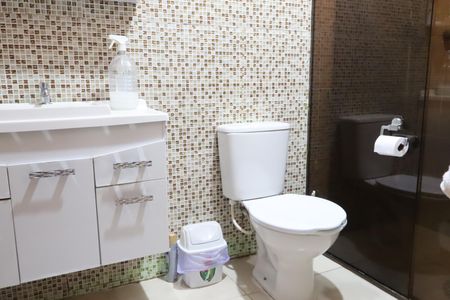 Casa para alugar com 120m², 3 quartos e 4 vagasBanheiro