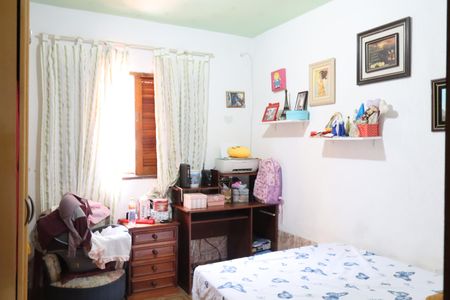 Casa para alugar com 120m², 3 quartos e 4 vagasQuarto 2