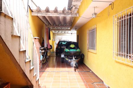 Casa para alugar com 120m², 3 quartos e 4 vagasQuintal