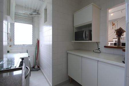 Apartamento para alugar com 70m², 2 quartos e 1 vagaCozinha e Área de Serviço
