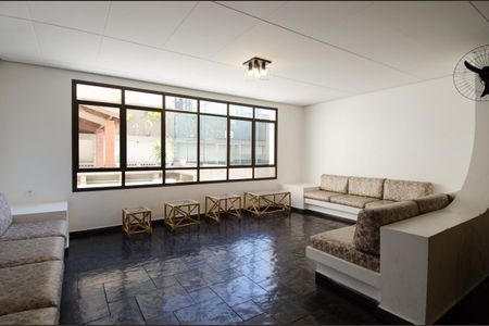 Apartamento à venda com 96m², 3 quartos e 1 vaga Apartamento à venda com 96m², 3 quartos e 1 vagaÁrea comum