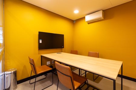 Studio à venda com 24m², 1 quarto e sem vagaÁrea comum - Sala de Reuniões