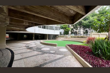 Apartamento à venda com 180m², 3 quartos e 2 vagas Apartamento à venda com 180m², 3 quartos e 2 vagasÁrea comum