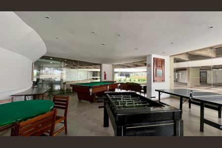 Apartamento à venda com 180m², 3 quartos e 2 vagas Apartamento à venda com 180m², 3 quartos e 2 vagasSala de Jogos