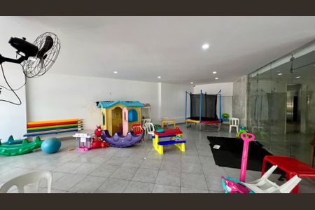 Apartamento à venda com 180m², 3 quartos e 2 vagas Apartamento à venda com 180m², 3 quartos e 2 vagasBrinquedoteca