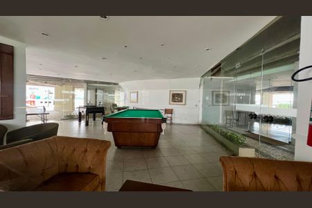 Apartamento à venda com 180m², 3 quartos e 2 vagas Apartamento à venda com 180m², 3 quartos e 2 vagasSala de Jogos