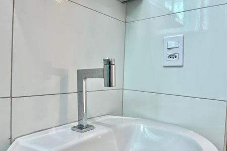 Banheiro de casa para alugar com 1 quarto, 45m² em Parque Jabaquara, São Paulo