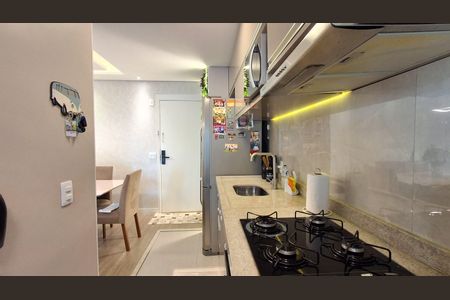 Apartamento à venda com 63m², 2 quartos e 2 vagasCozinha 