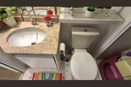 Apartamento à venda com 63m², 2 quartos e 2 vagasBanheiro Social 