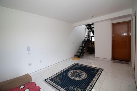 Apartamento para alugar com 85m², 2 quartos e 1 vagaSala