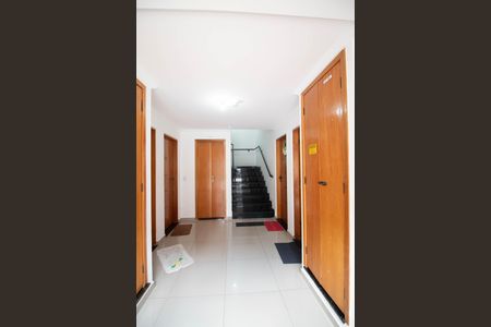 Apartamento para alugar com 85m², 2 quartos e 1 vagaHall social