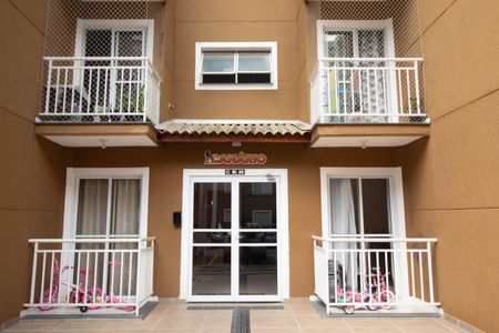 Apartamento para alugar com 85m², 2 quartos e 1 vagaHall social