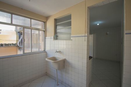 Apartamento para alugar com 60m², 3 quartos e 1 vagaÁrea de Serviço