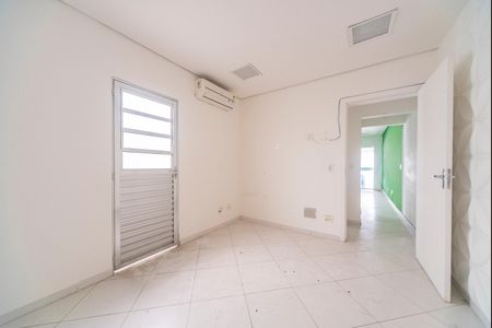 Casa para alugar com 200m², 3 quartos e sem vagaQuarto casa 3