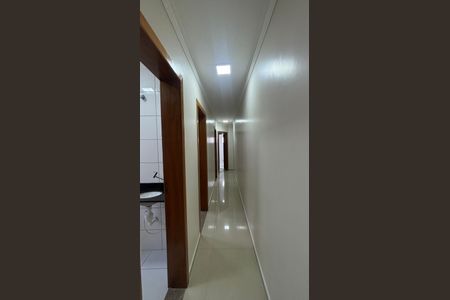 Corredor de apartamento à venda com 3 quartos, 66m² em Vila Eldizia, Santo André