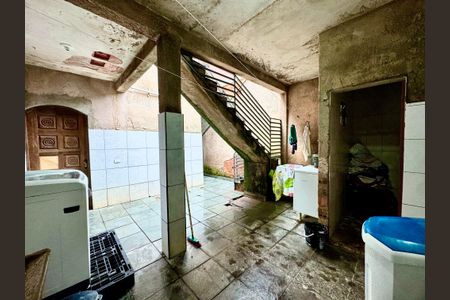 Casa à venda com 120m², 4 quartos e 2 vagasÁrea de Serviço